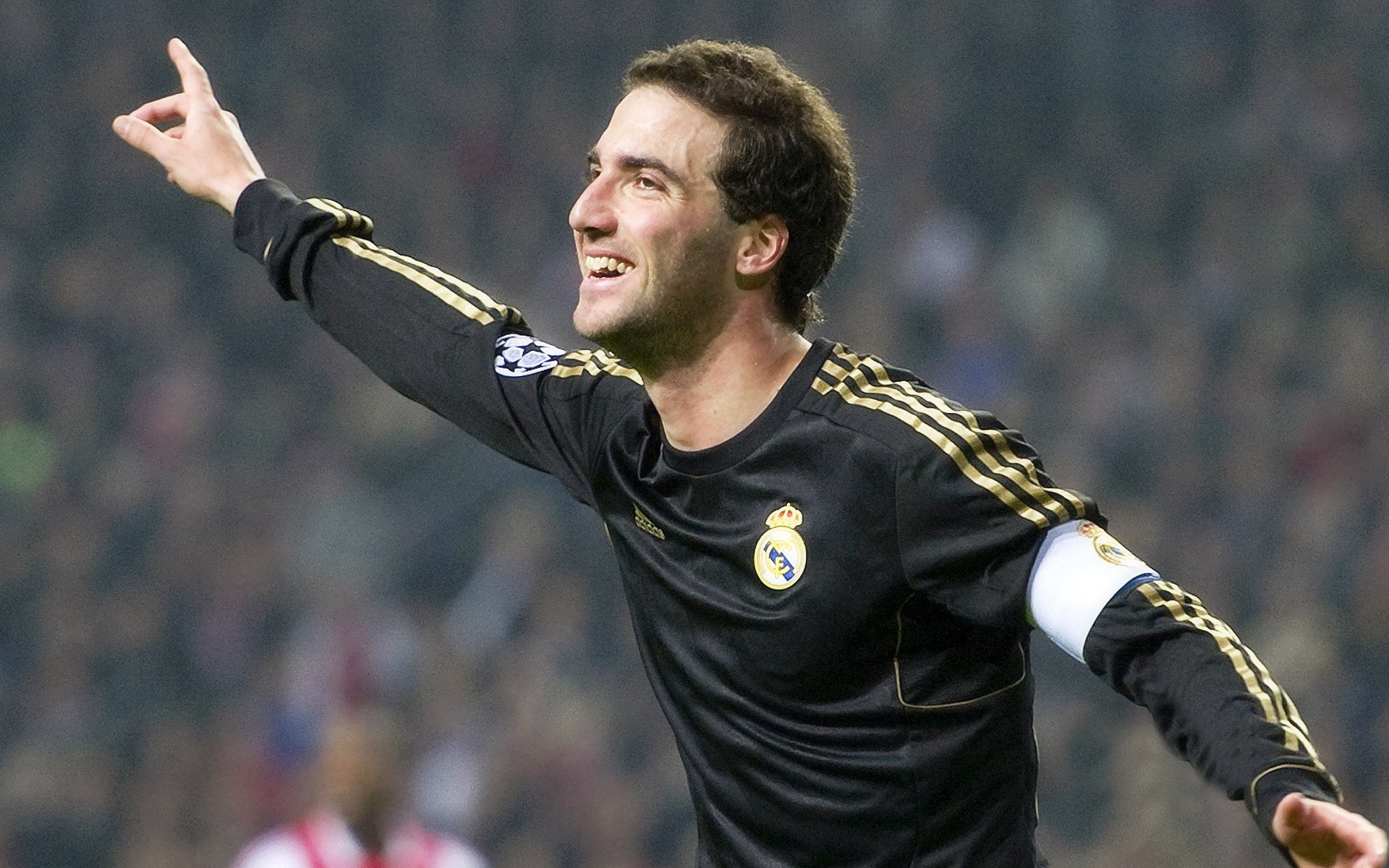 “高科技青训体系助推运动员突破极限——从量化分析到个性化培养路径”