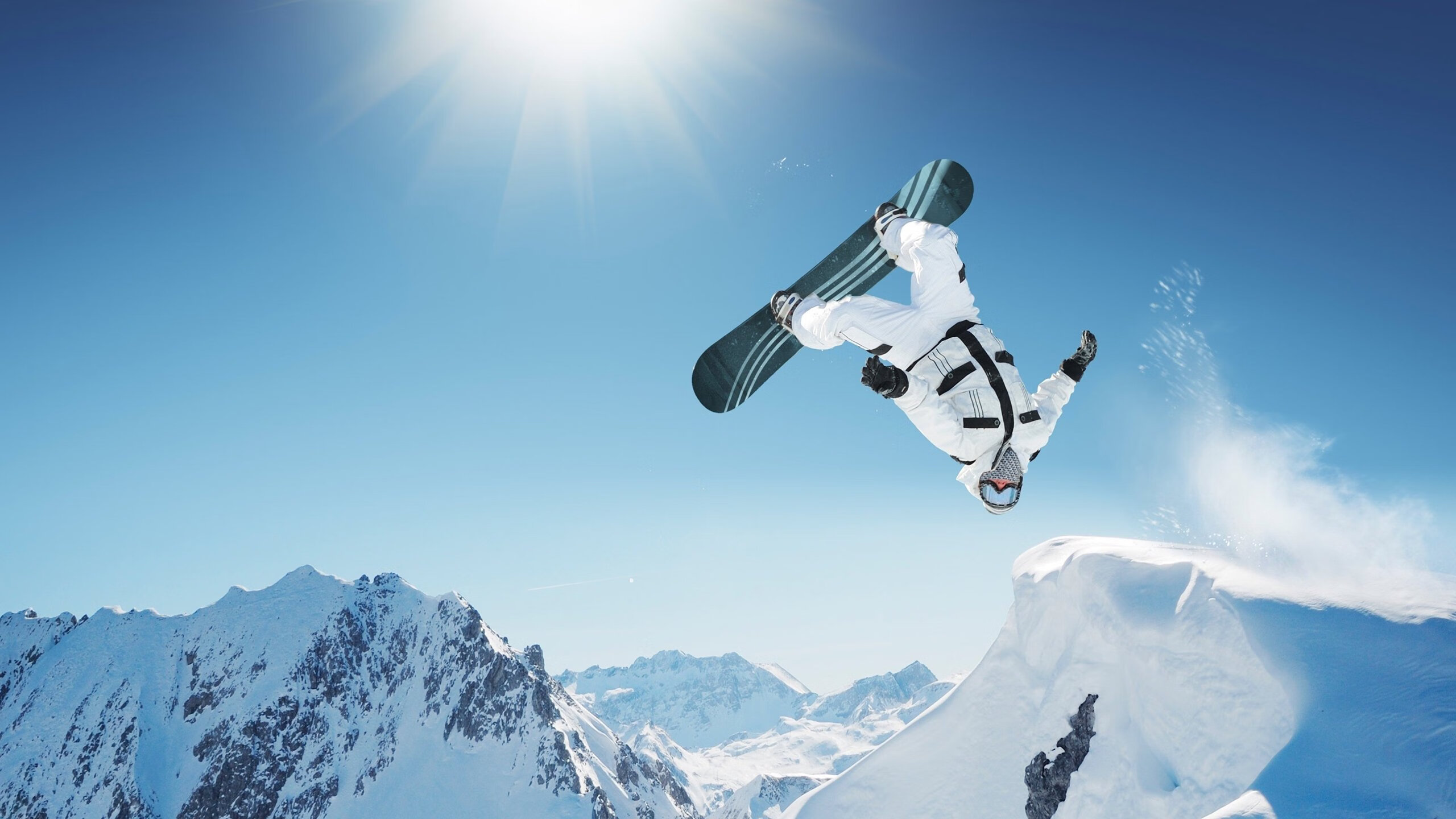 印度尼西亚骑手Nurstdinov Zayan Fatih在“Pink Polo”赛事中未获奖项，但展现出顽强拼搏精神。